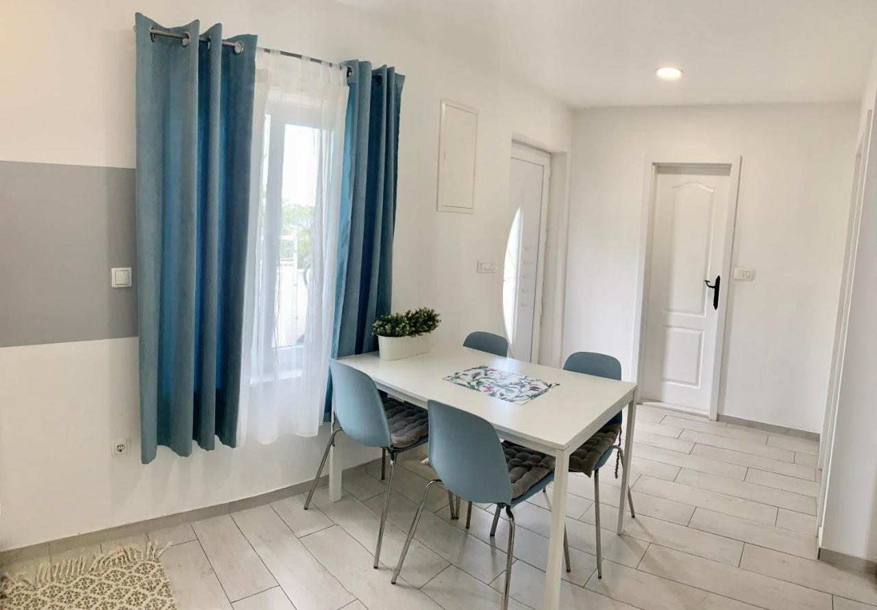 Apartment Ana Sea View Makarska Exterior photo