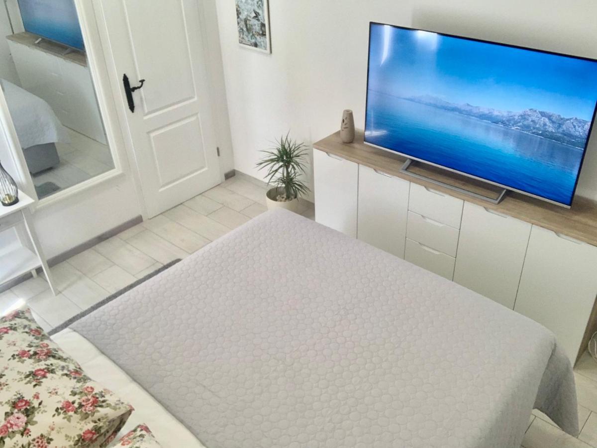 Apartment Ana Sea View Makarska Exterior photo